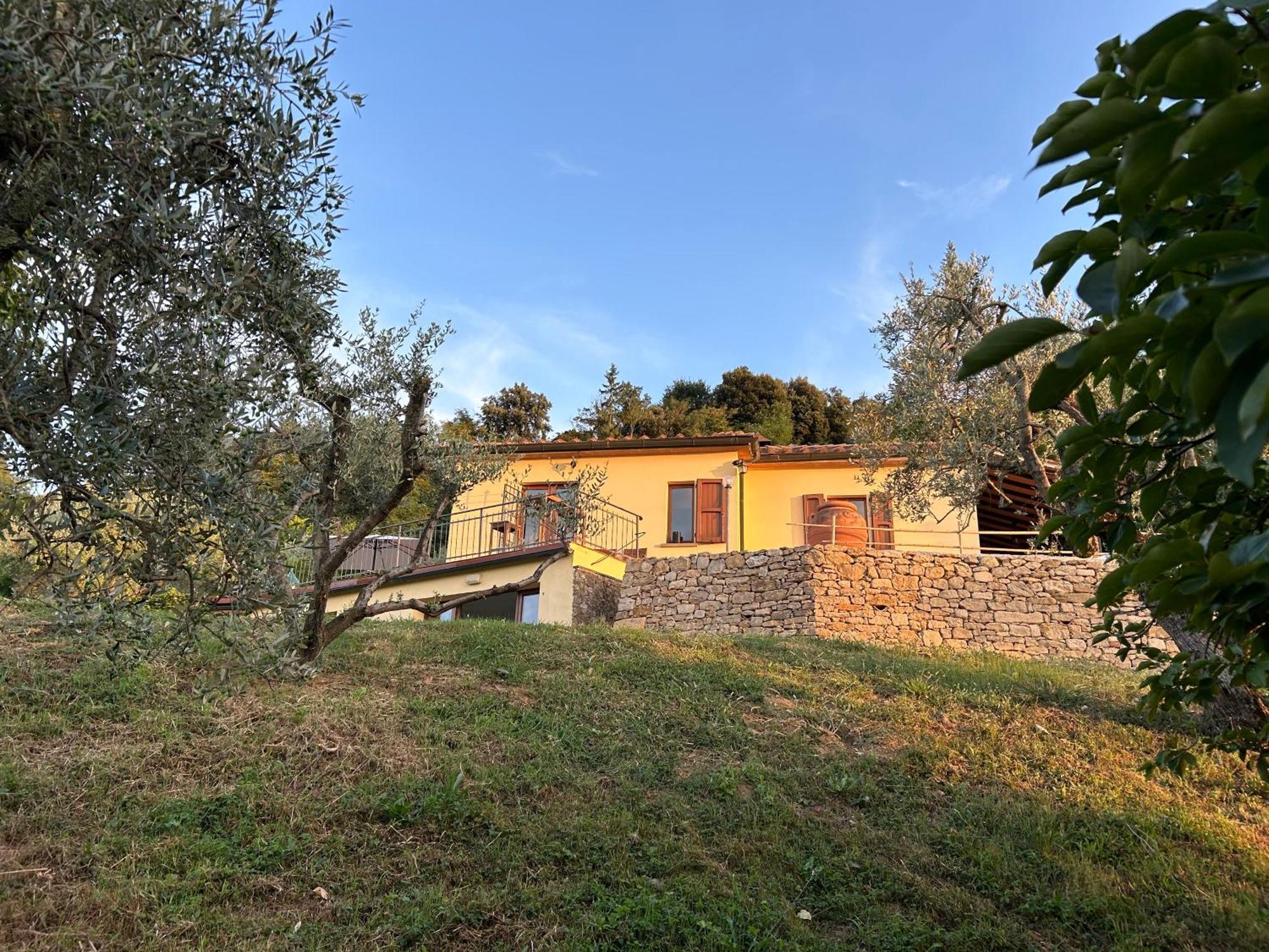 Villa Casa Di Coraggio à Volterra Extérieur photo